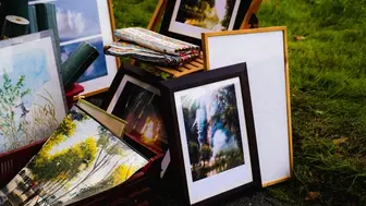 38 Year Old Profitable Custom Frame Business