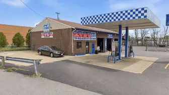 Real Estate Included | Only Full-Service Gas Station in Rockland