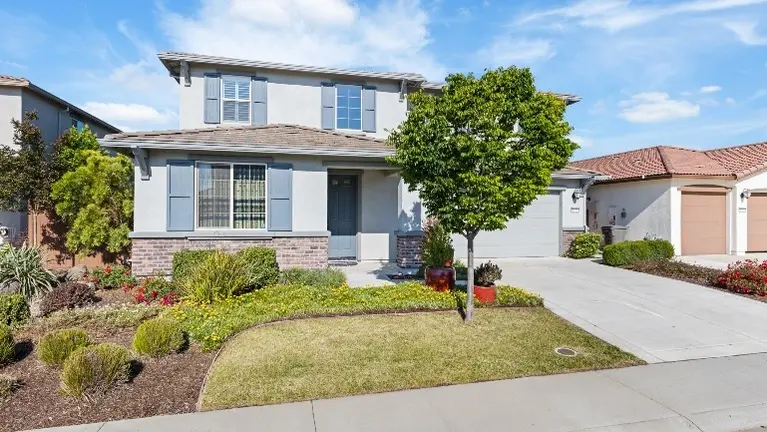 Beautiful former builder model home!