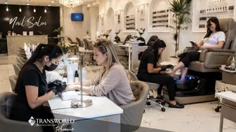 Chic SE Valley Salon with Liquor License & Full Management