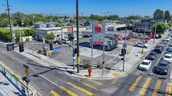 76 Gas Station & Franchise Market Los Angeles