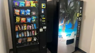 62 Vending Machines - Route Orlando, FL