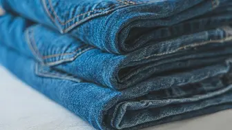 Retail/Wholesale Clothing Distribution