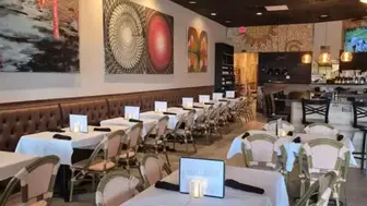 Profitable turnkey Jupiter Bistro with a loyal 25-year clientele