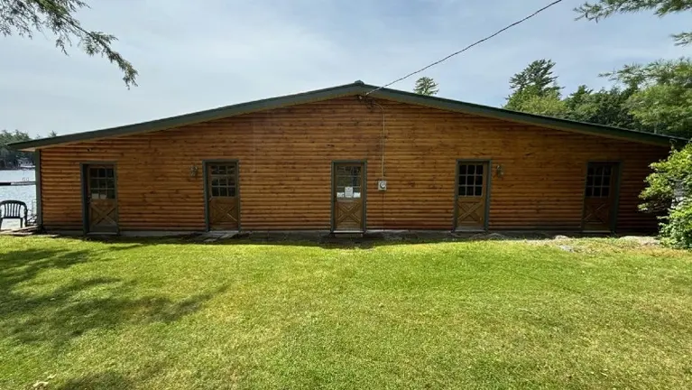 5 Bay Boathouse - $30k seasonal income potential 5 Bay Boathouse - $30k seasonal income potential