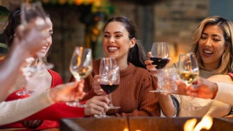 $$$ Iconic Middlesex Bar/Restaurant doing$2M+ Revenue & High Cash Flow