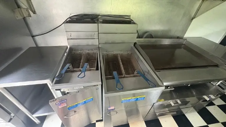 2x Double Fryers with flat Top & 2 refrigerated doors