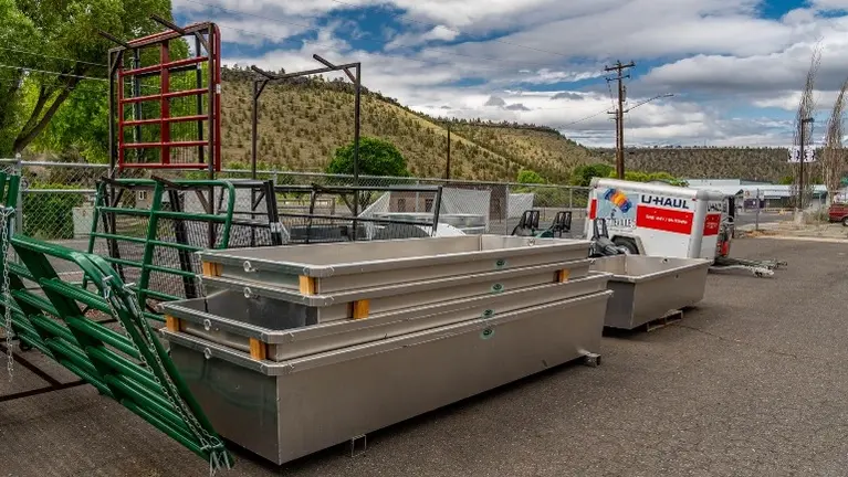 Livestock equipment