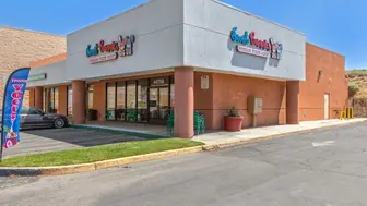 Sweet Bunnies Frozen Yogurt Shop - Prime Lancaster Location