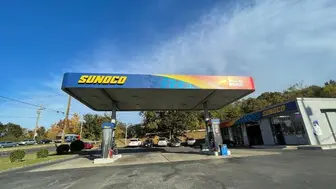 Gas station with Mechanic shop (w/property)