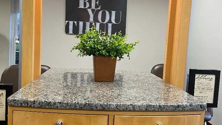 2 SETS OF 4 STYLING STATIONS FOR 8 TOTAL IN CUTTING AREA