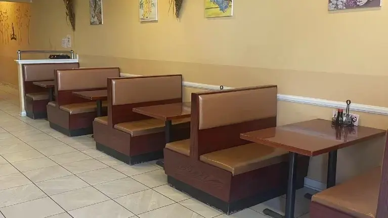 Dining/ Seating Area