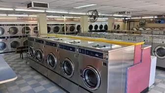 30+ years of Established Coin Laundromat