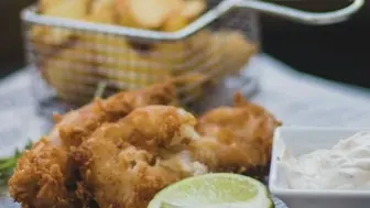 Charleston Seafood Restaurant w/RE and 30+ years of making memories!
