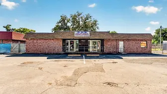 listing-image