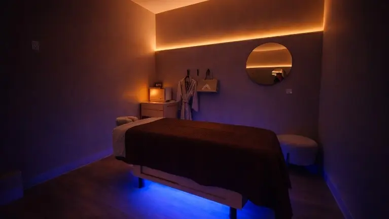 Heights Wellness Retreat- Oasis Suite
