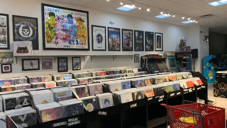 R&R Vinyl