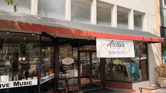 Highly Profitable Wine Bar in VERY POPULAR Gainesville "Town Square"