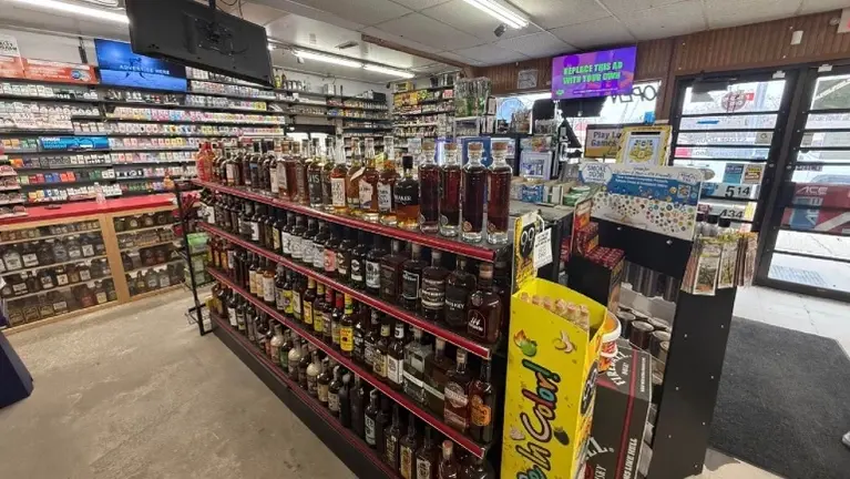 Canadian whiskey Canadian whiskey