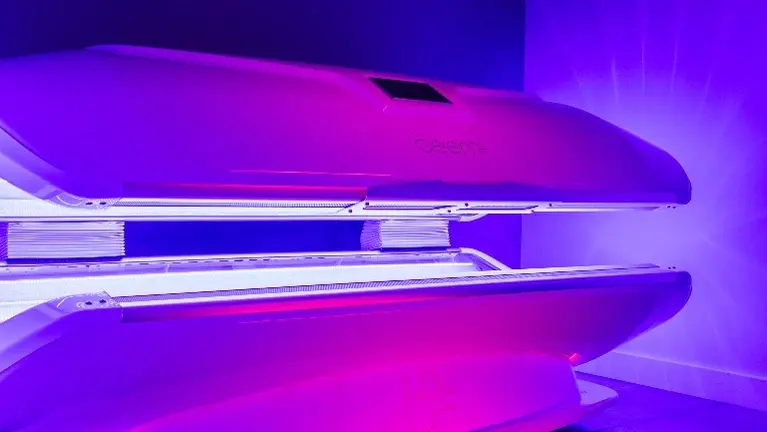 Advanced Light Bed featuring Green, Blue & Red Light