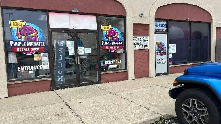 Main entrance 