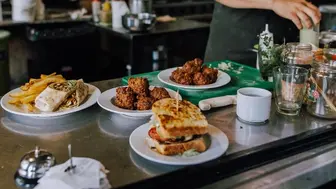 Thriving Commercial Restaurant Opportunity in Pelham, NH