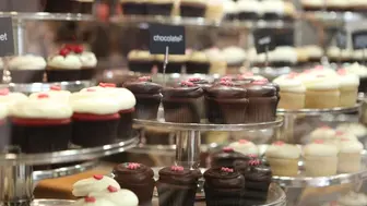 Turnkey 3-Location Bakery Franchise | Houston | $144K SDE | Low 3% Roy
