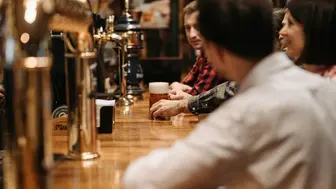 Established High-Volume Neighborhood Bar and Grill 2870