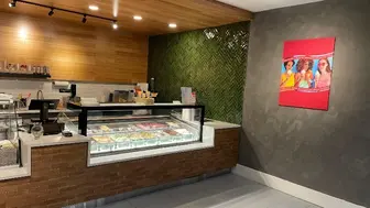 Turnkey Gelato & Waffle Shop with Premium Equipment