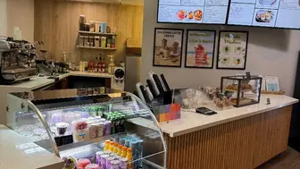 Cafe and deli located in the heart of Downtown!