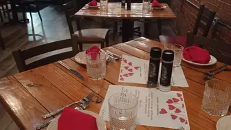 It's Bella - Beautiful Italian Restaurant Prestigious Neighborhood