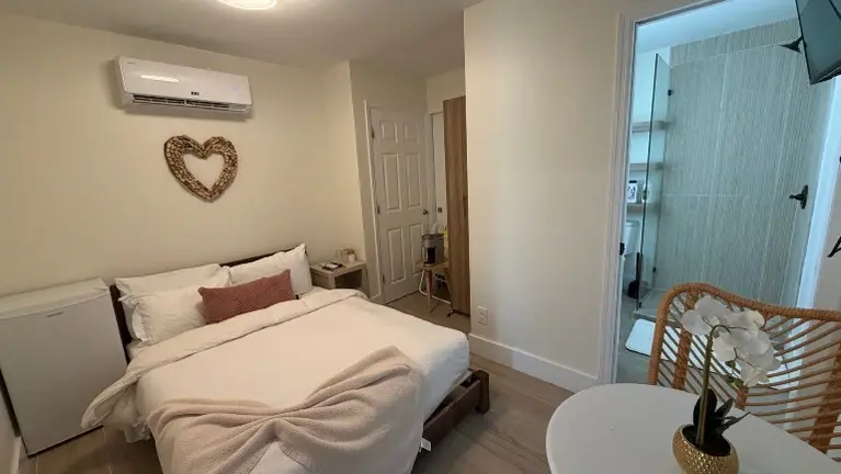 Room #16 Room #16