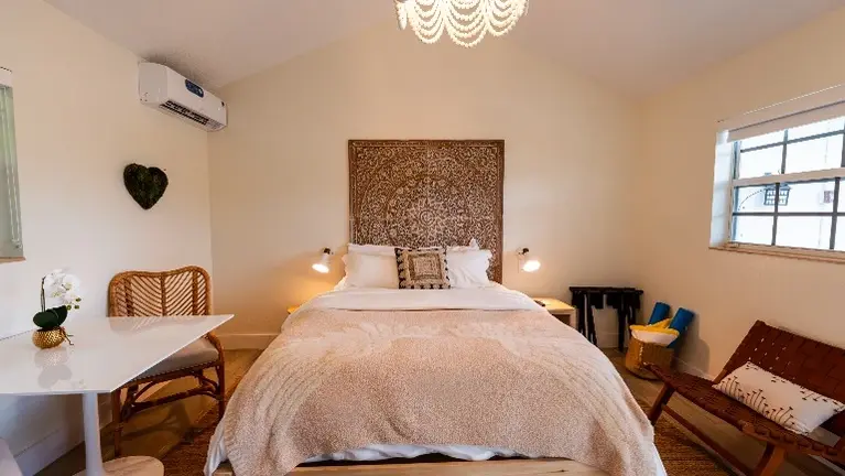 Room #4 Room #4