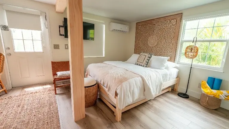 Room #12 Room #12