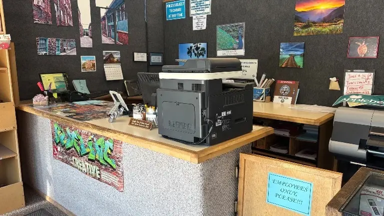 Customer Service Desk