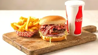 Profitable Huntington Beach Restaurant | Breakfast • Burgers •Cafe
