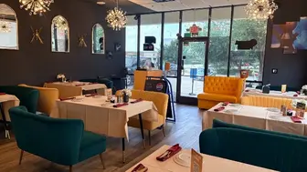 Fully Equipped Restaurant and Lounge for sale in Carrollton, TX