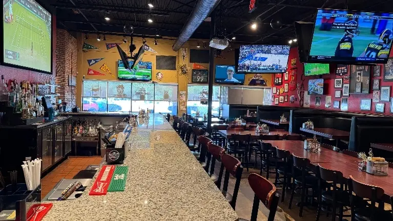 65 TVs and projectors 65 TVs and projectors