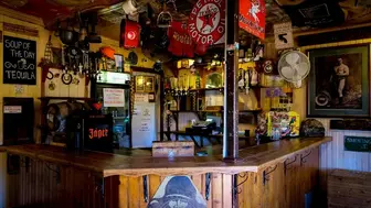 Established Dive Bar Near Hobby Airport for Sale!