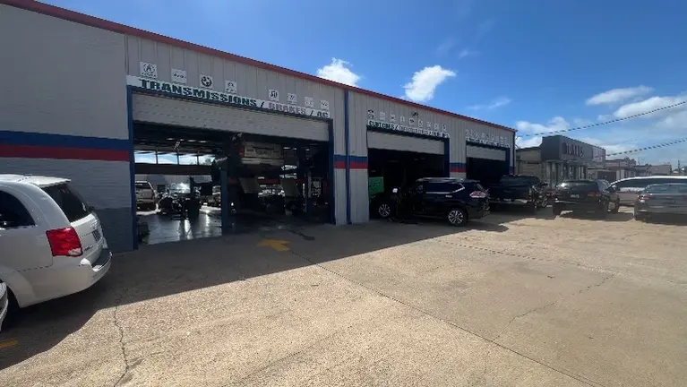 6 Bays inside, 1 outside