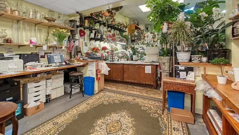 Customer service area