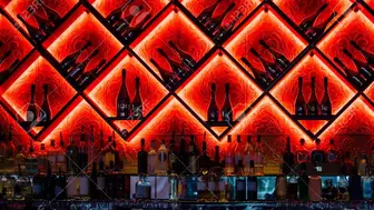 Live Music, Cold Drinks, and a Packed House Every Night