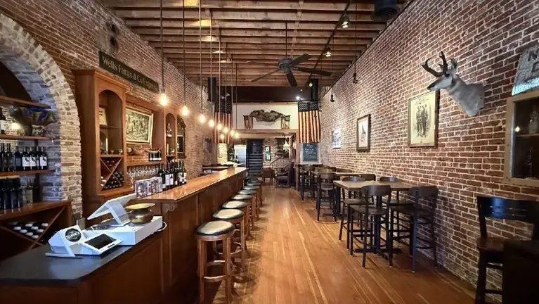 Indoor bar and seating area space. Indoor bar and seating area space.