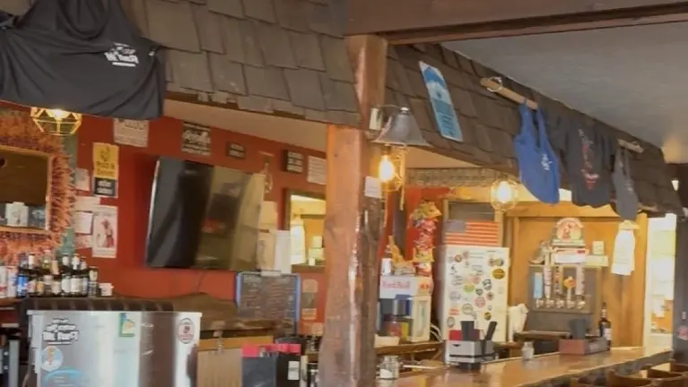 Bar Bar