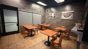 Turnkey Restaurant – Key Money Opportunity