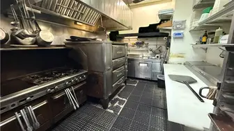 Turnkey Restaurant – Key Money Opportunity