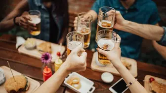 $685K Cash Flow | Miami Bar & Restaurant | Lease Through 2037