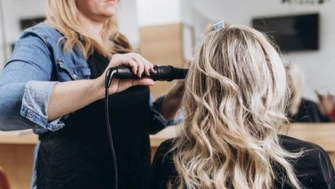 20+ Hair Salon in Busy Plaza with Great Anchors