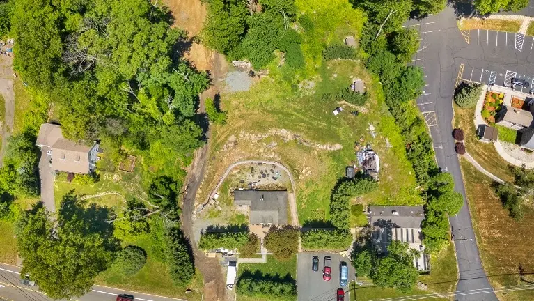 Ariel photo of property, residence, kennels, and parking Ariel photo of property, residence, kennels, and parking