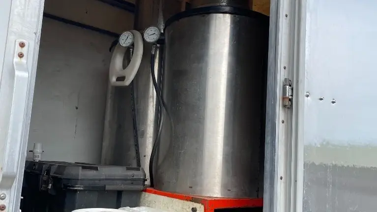 2 Hot Water Furnaces 2 Hot Water Furnaces